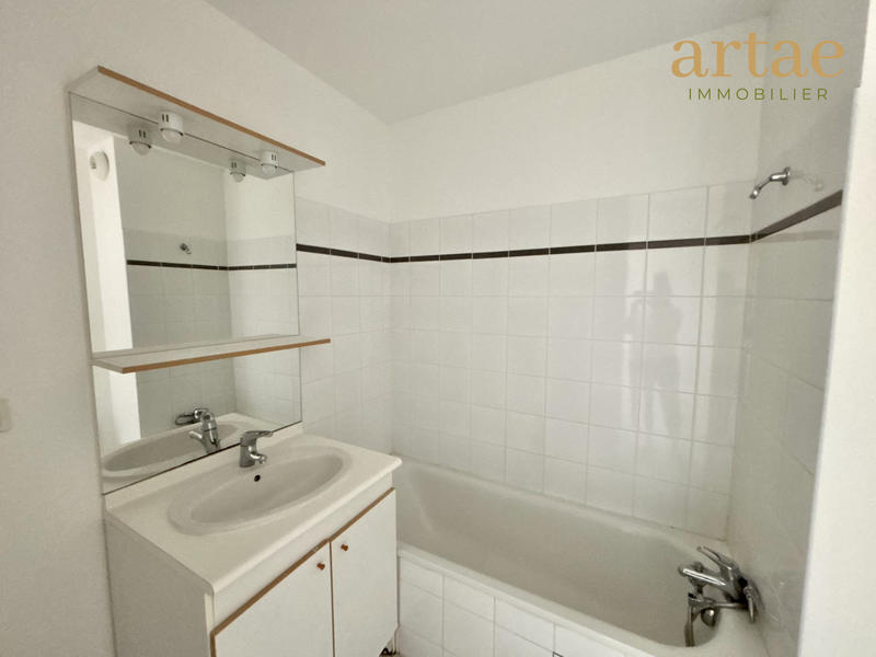 Appartement - 85 m² - 4 pièces