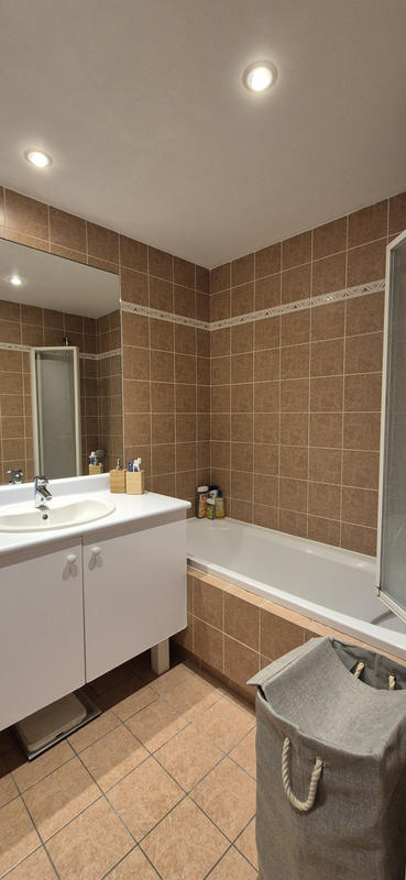 Appartement - 75 m² - 3 pièces