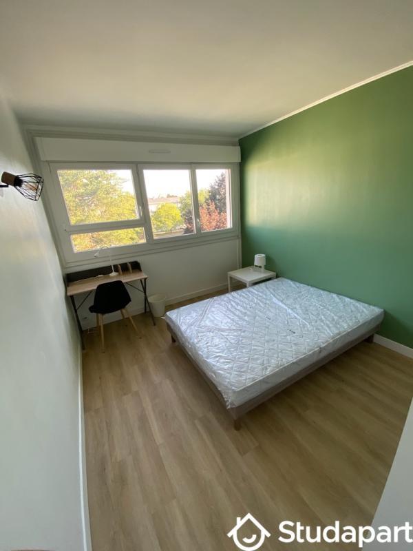 Chambre - 10 m² - 1 pièce