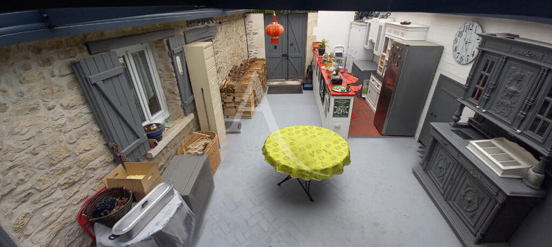 Maison - 141 m² - 8 pièces