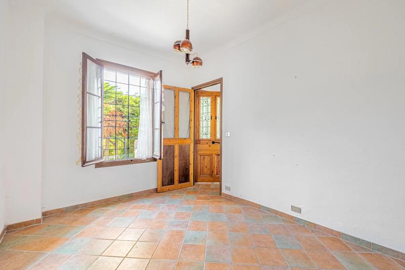 Villa - 80 m² - 6 pièces