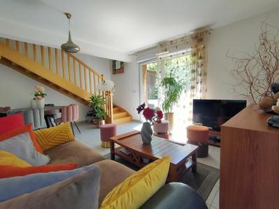 Maison - 88 m² - 5 pièces