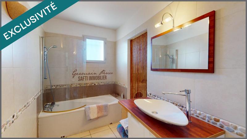 Villa - 160 m² - 5 pièces