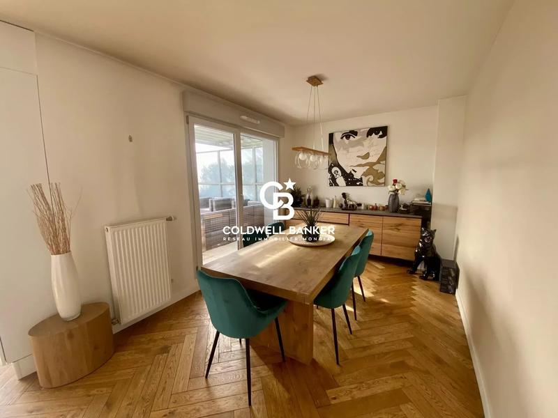 Appartement - 145 m² - 4 pièces