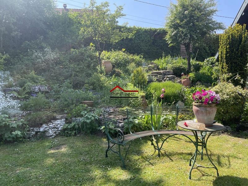 Maison - 200 m² - 10 pièces