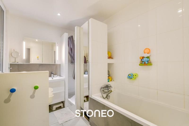 Appartement ancien - 87 m² - 5 pièces