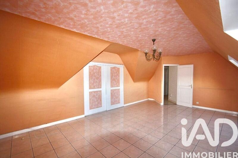 Maison - 176 m² - 7 pièces