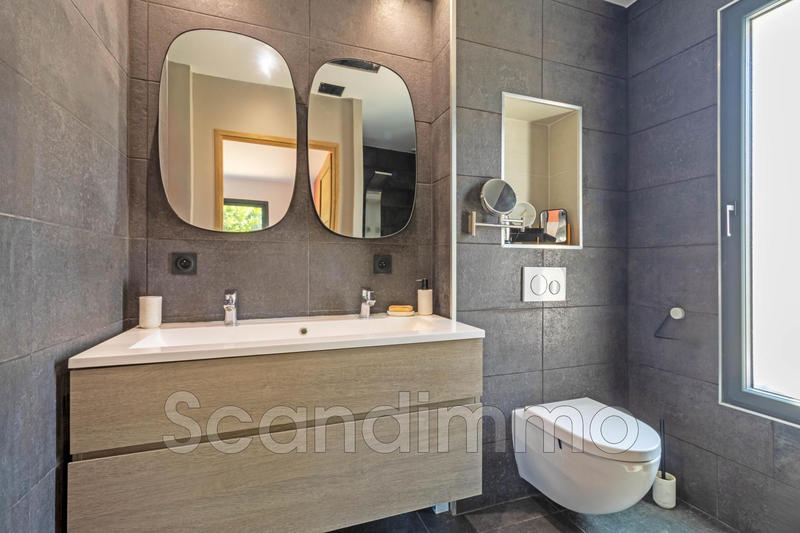 Maison - 103 m² - 4 pièces