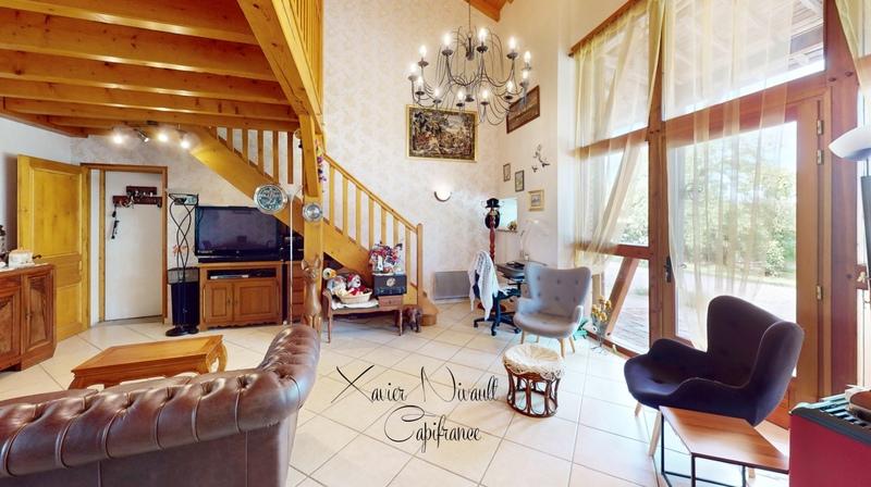 Maison - 163 m² - 5 pièces