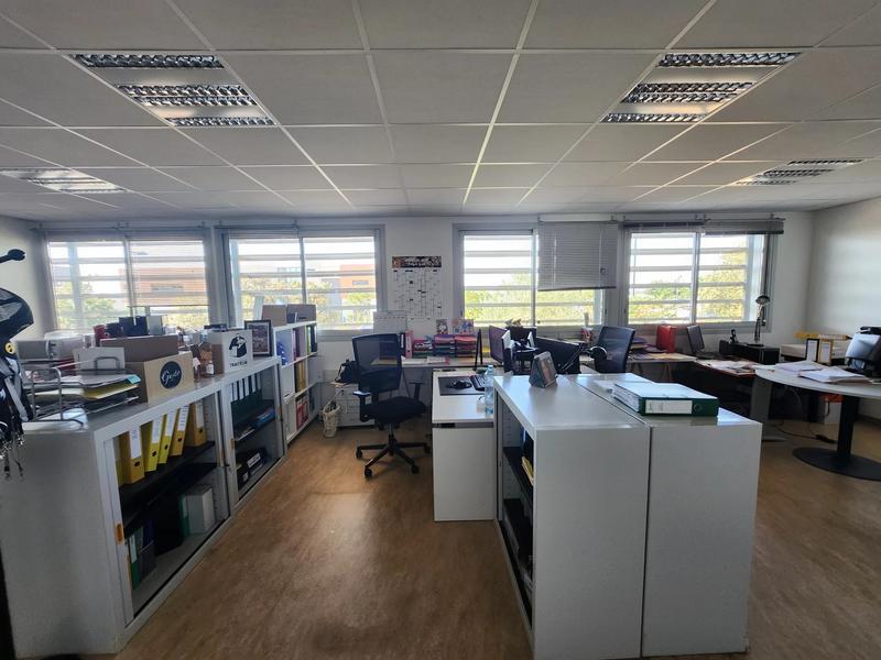 Bureau - 51 m² - 1 pièce