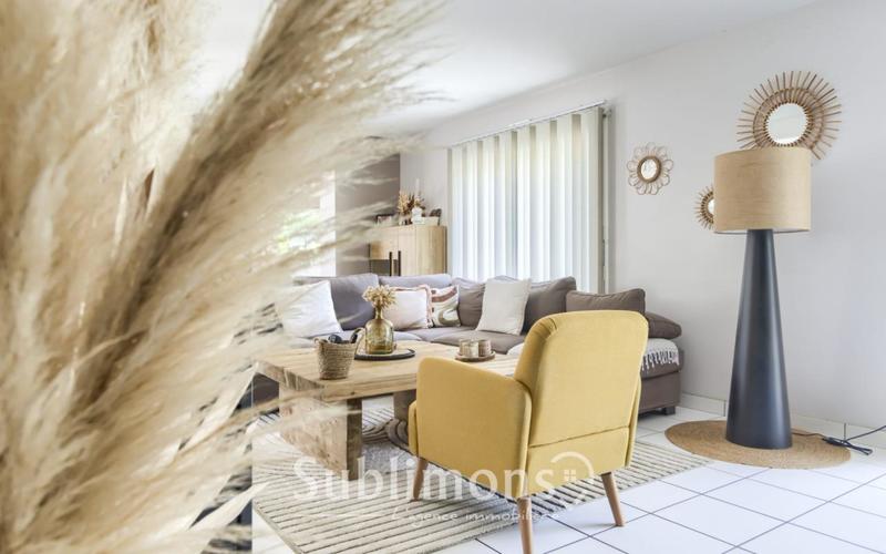 Maison traditionnelle - 116 m² - 6 pièces