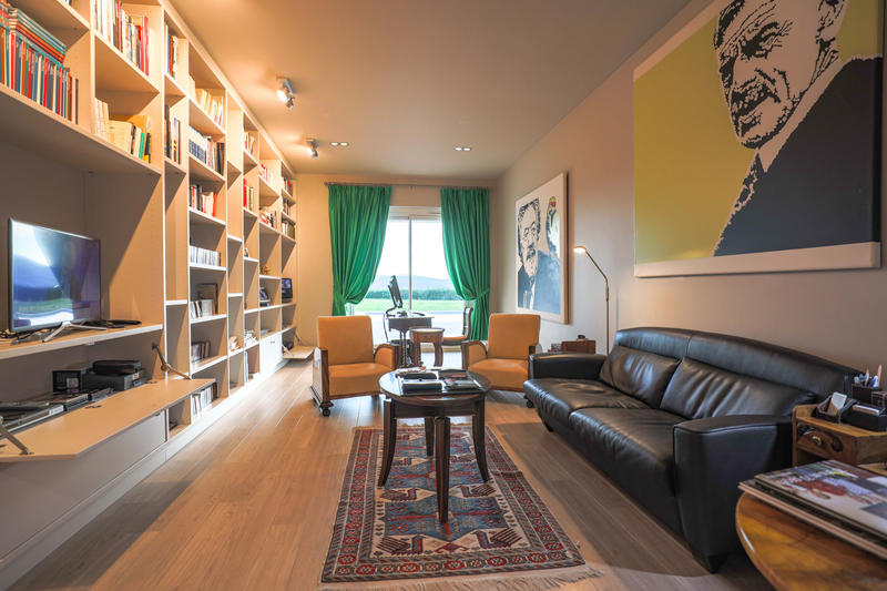 Maison - 680 m² - 19 pièces