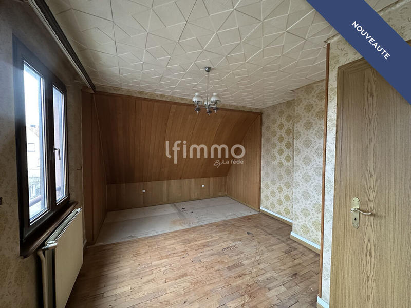 Maison - 98 m² - 5 pièces