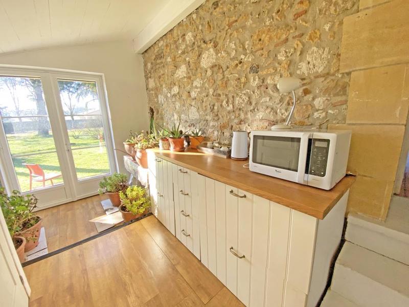 Maison en pierre - 232 m² - 7 pièces