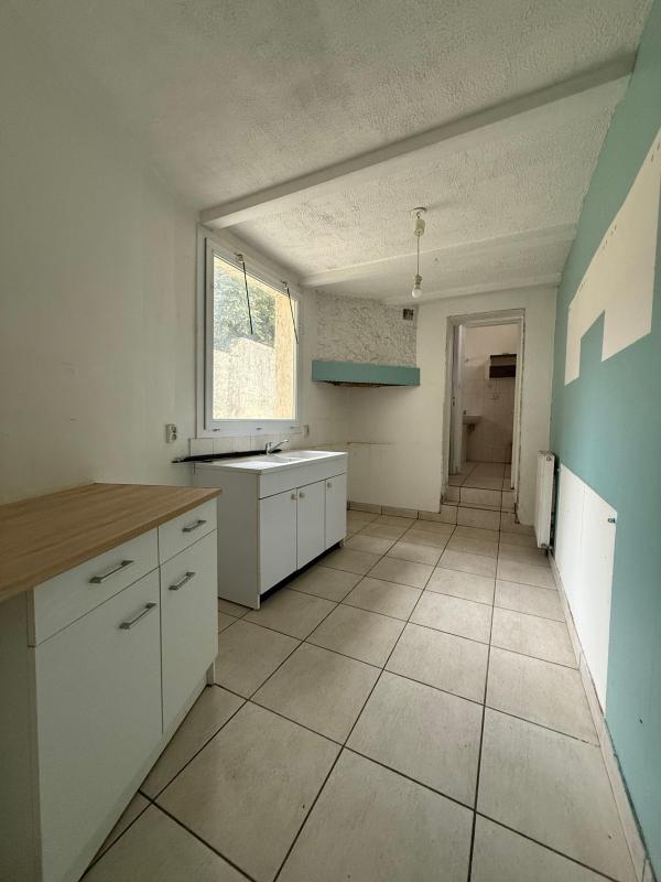 Maison - 90 m² - 3 pièces