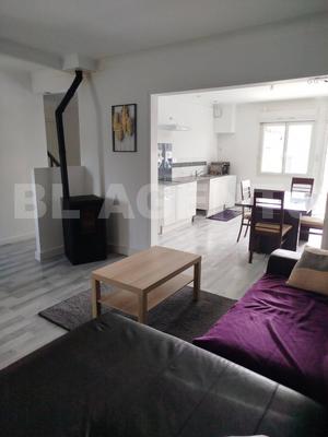 Maison - 98 m² - 5 pièces