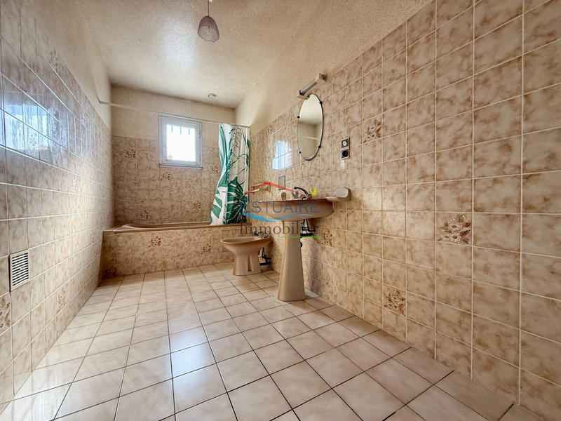 Maison - 148 m² - 7 pièces