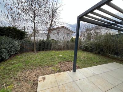Maison - 93 m² - 4 pièces