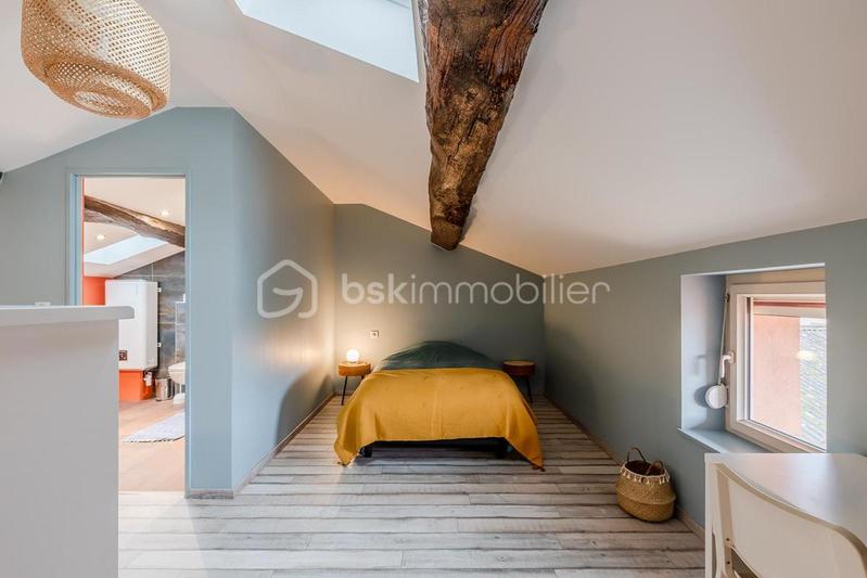 Maison - 110 m² - 4 pièces