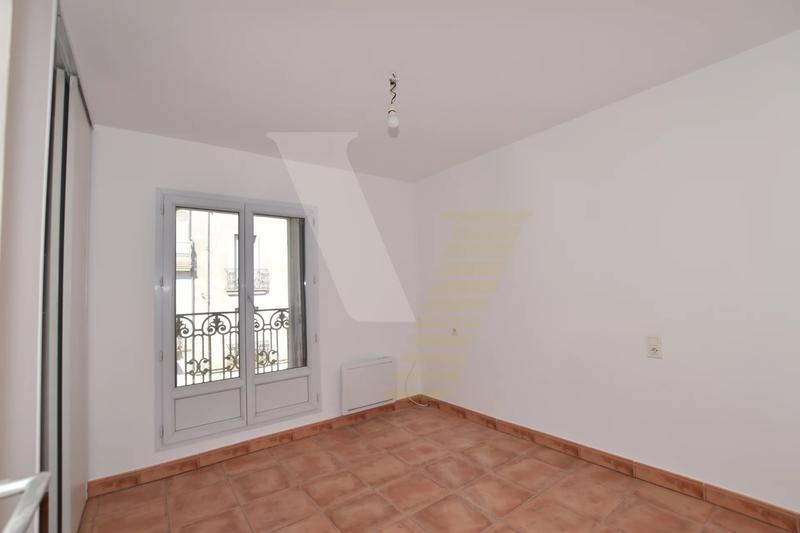 Immeuble - 183 m² - 9 pièces