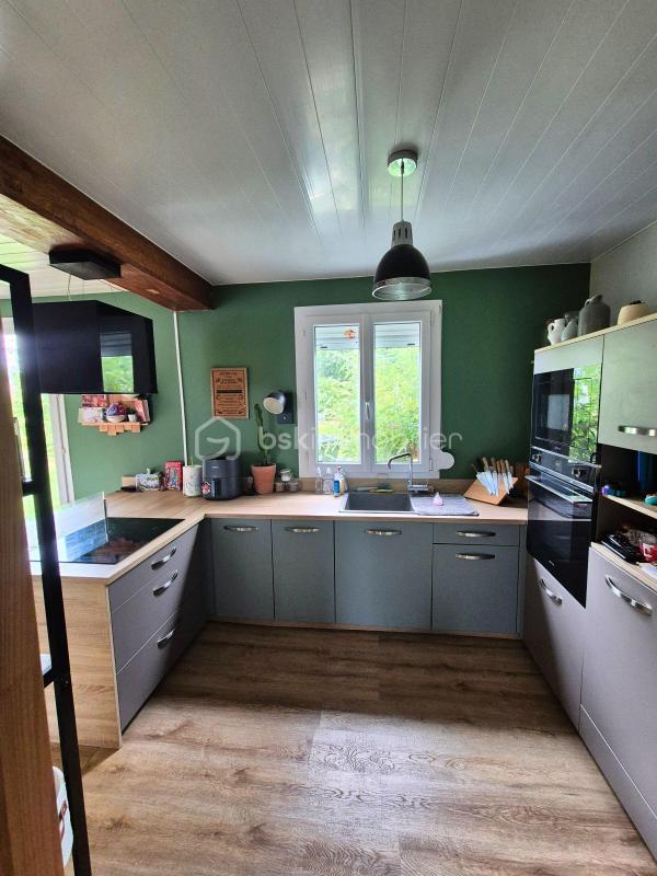 Maison traditionnelle - 85 m² - 5 pièces