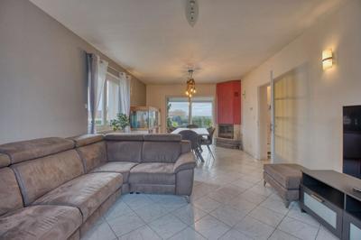 Maison - 266 m² - 7 pièces