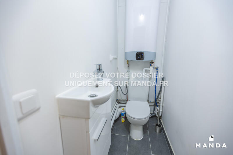 Chambre - 10 m² - 5 pièces