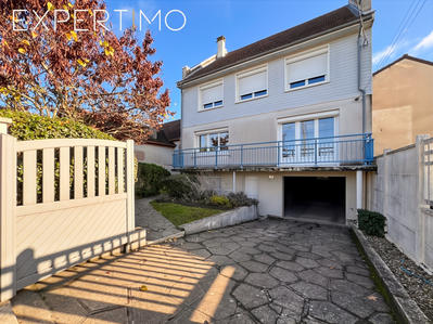 Maison - 170 m² - 7 pièces