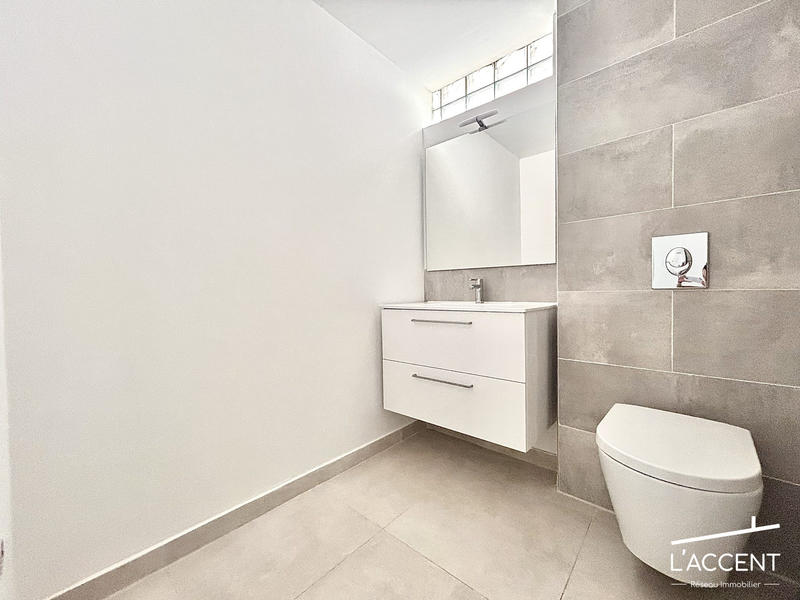 Maison - 191 m² - 6 pièces