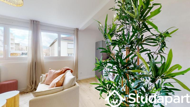 Chambre - 10 m² - 1 pièce