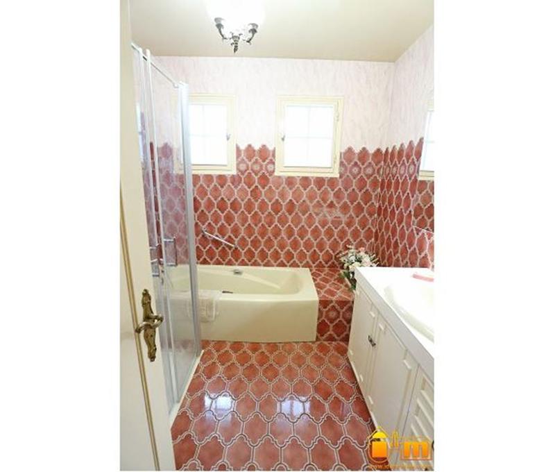 Maison traditionnelle - 140 m² - 6 pièces