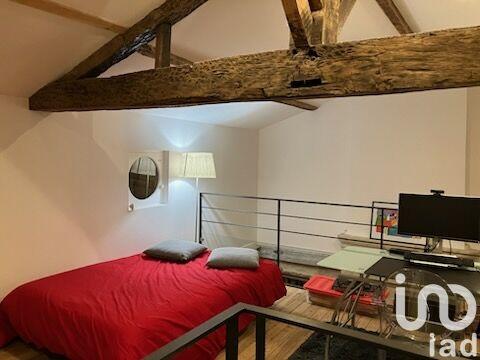 Maison - 230 m² - 6 pièces