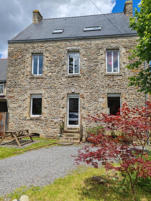 Maison - 190 m² - 9 pièces