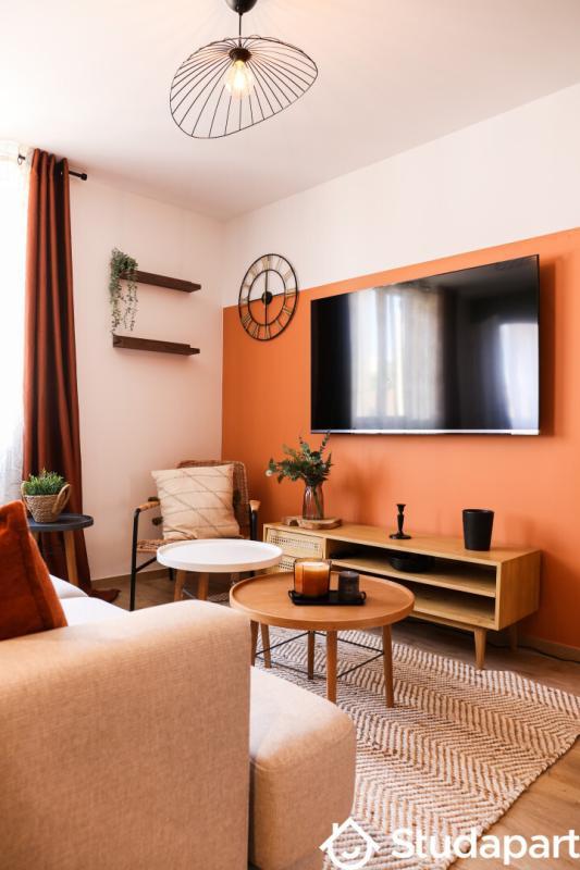 Chambre - 12 m² - 1 pièce