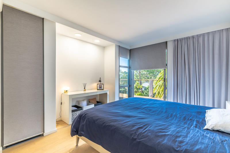 Maison contemporaine - 306 m² - 8 pièces