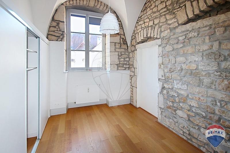 Appartement - 63 m² - 2 pièces