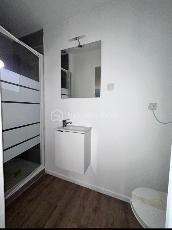 Immeuble - 209 m² - 12 pièces