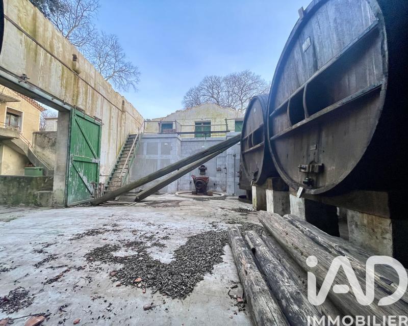 Maison - 400 m² - 1 pièce