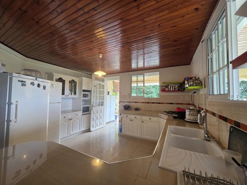 Maison - 30 m² - 8 pièces