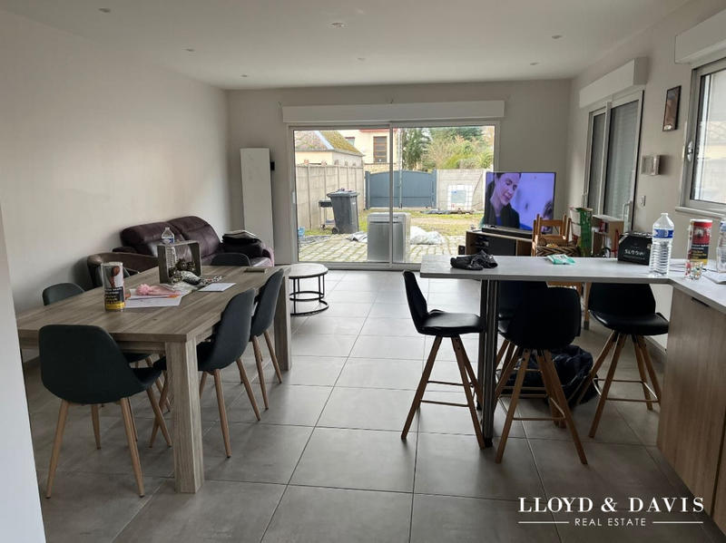 Maison - 104 m² - 3 pièces