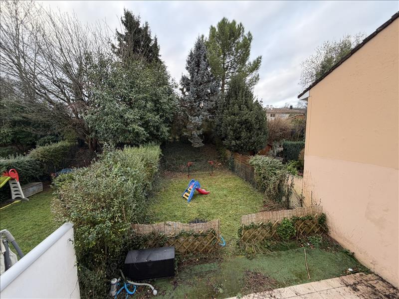 Maison - 93 m² - 5 pièces