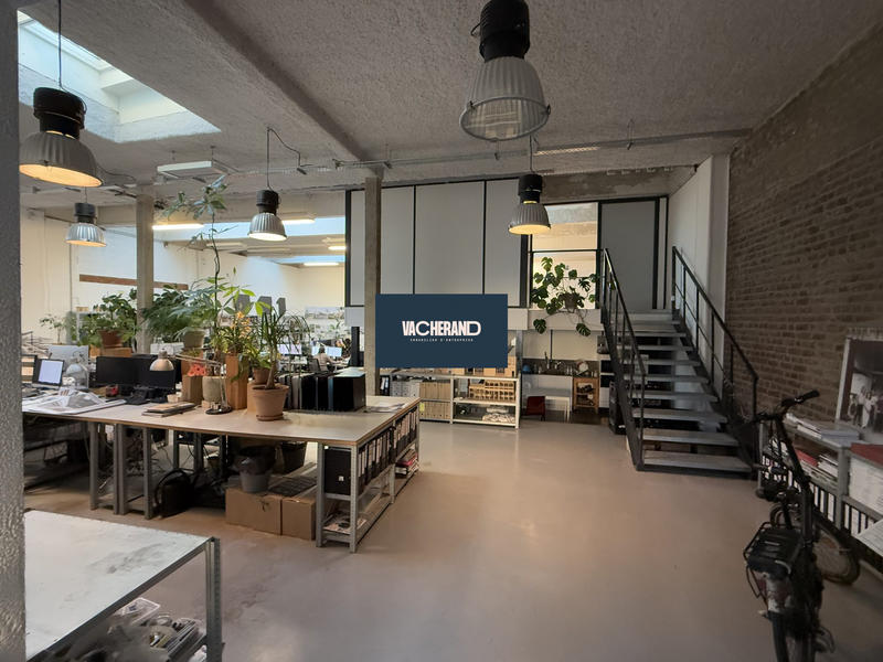 Local commercial - 357 m²