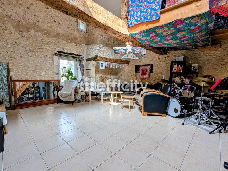 Maison - 205 m² - 10 pièces