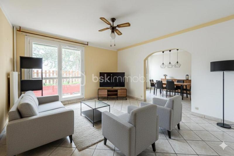 Appartement - 84 m² - 3 pièces