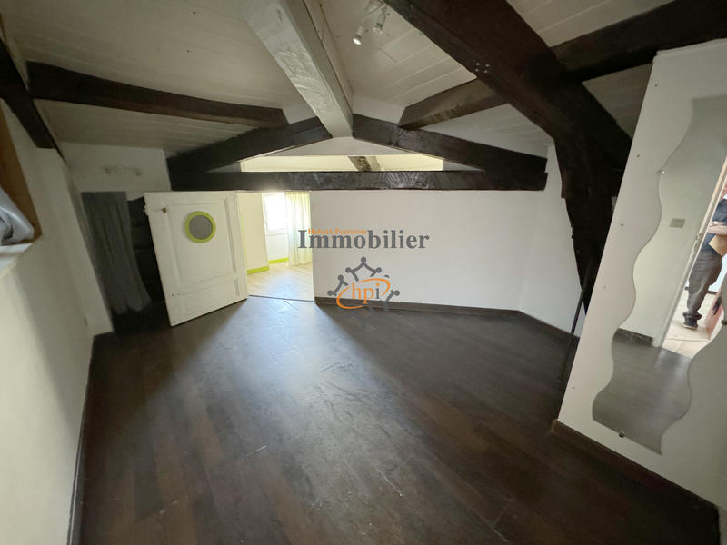 Appartement - 60 m² - 2 pièces