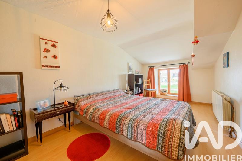 Maison de village - 180 m² - 8 pièces