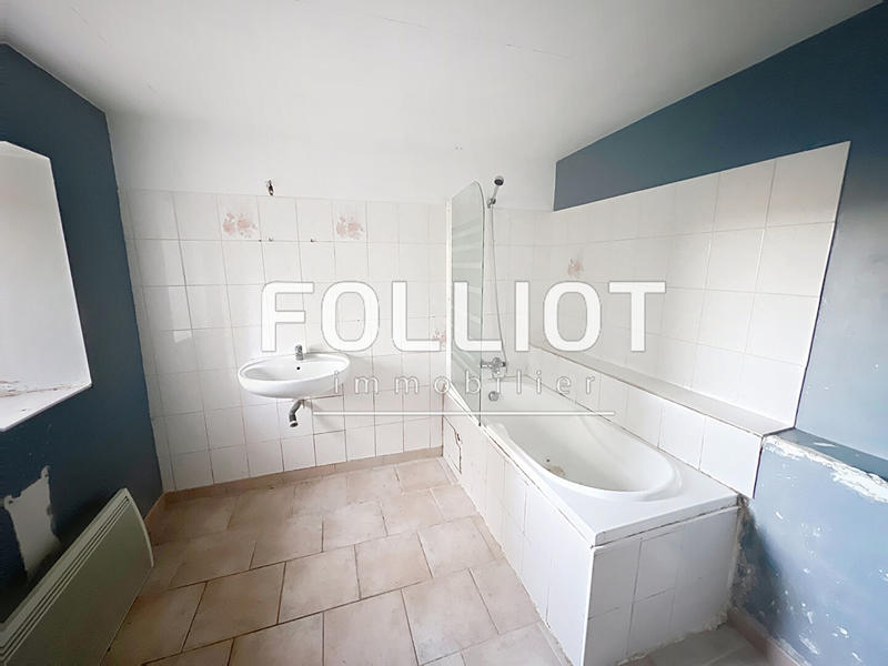 Maison - 197 m² - 12 pièces