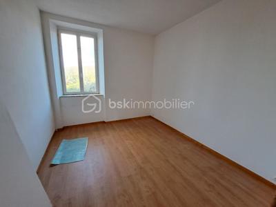 Maison - 170 m² - 10 pièces