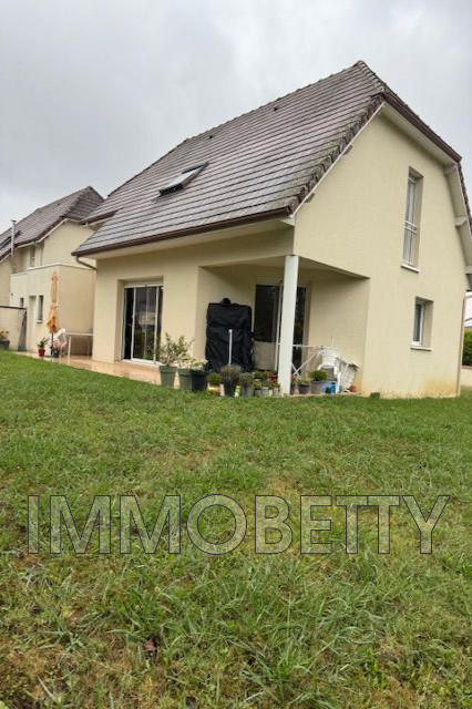 Maison - 120 m² - 1 pièce