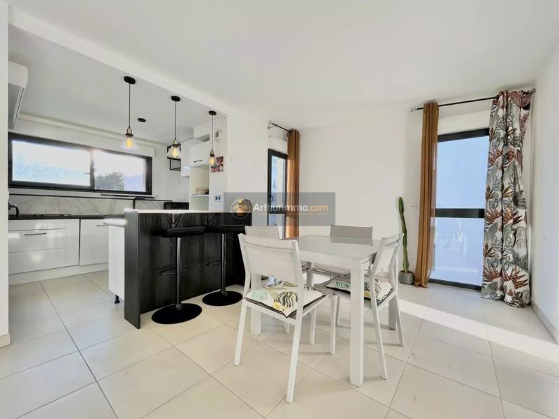 Appartement - 72 m² - 3 pièces